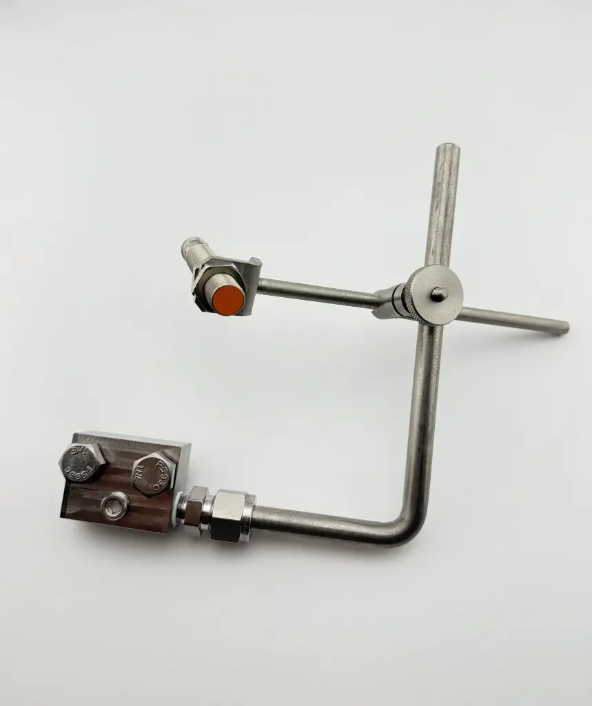 12mm support with 1422 and indux long.webp