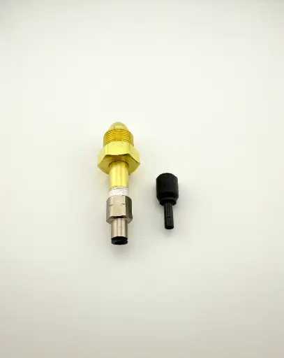 [371580258] CGA-580 to ¼” P2F with 8mm Adapter
